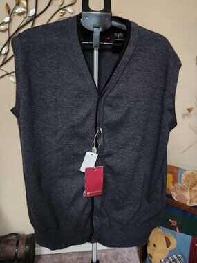 NWT Blair Underwood gray with black trim mens sweater vest sz 4X